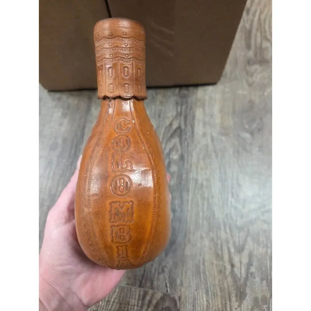 Vintage Leather Wrapped Green Glass Jug Decanter Columbia Bottle Flask Antique - Picture 3 of 9
